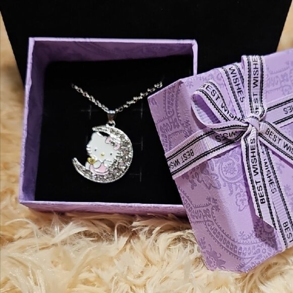 Hello Kitty “ I Love You To The Moon And Back” 2 Sided Necklace NIB - Picture 1 of 5